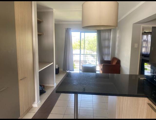 2 BEDROOM APARTMENT FOR SALE IN THE PADDOCKS